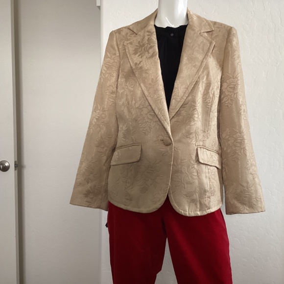 Talbot’s red velveteen pants, size 16p, straight leg pants - Picture 5 of 10